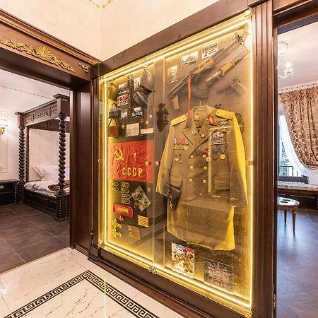 Private Museum Apartment With Antique Decor Bucureşti Ngoại thất bức ảnh